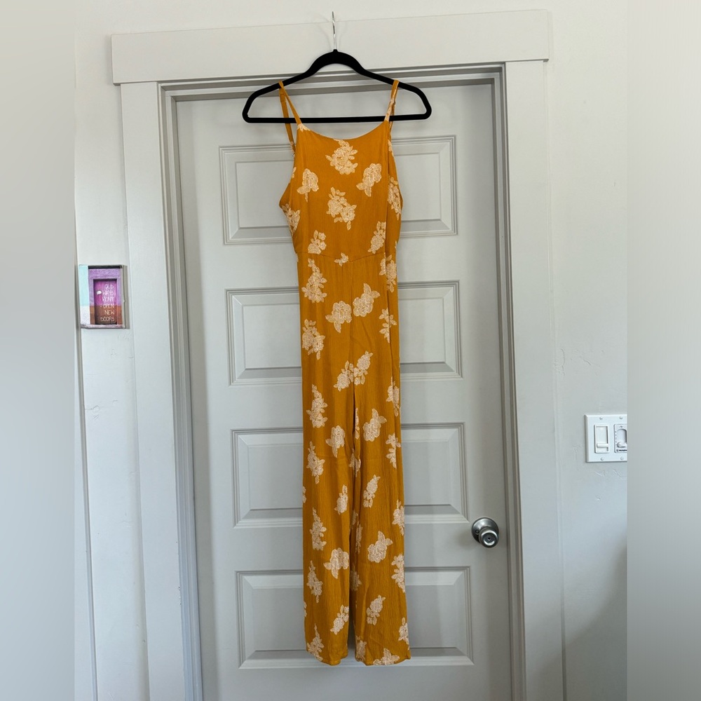 JUMPSUIT SIZE SMALL